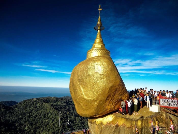 KYAIKHTIYO PAGODA