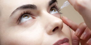 eye allergy sufferer