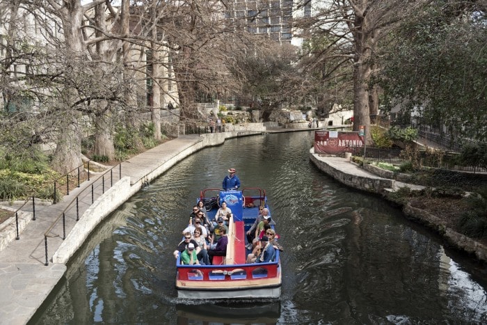 Best Family Destinations and Travel Tips to San Antonio, TX