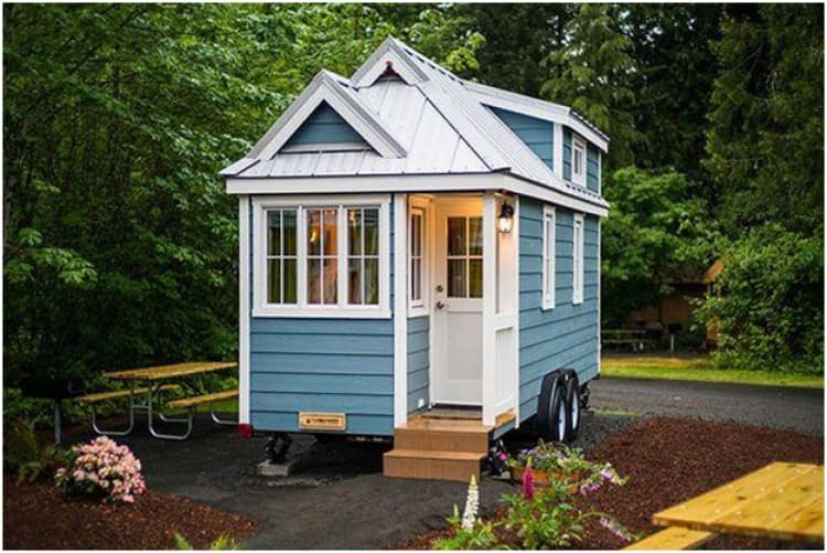 7 Reasons Why Homeowners Consider a Tiny House on Wheels