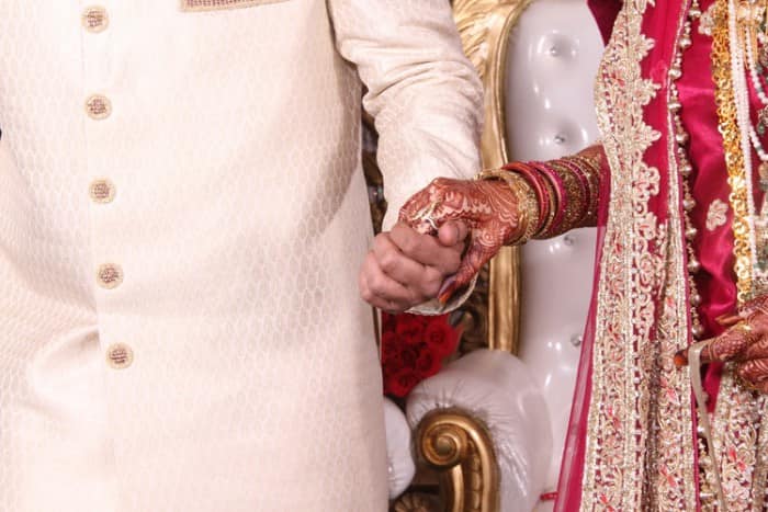 Know the Mandatory Documents to Be Filled For a Married Couple Along With Marriage Certificate