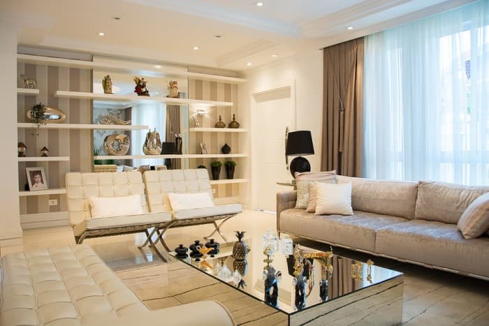 5 Tips Recommended by Stylists on Redecorating Your Living Room