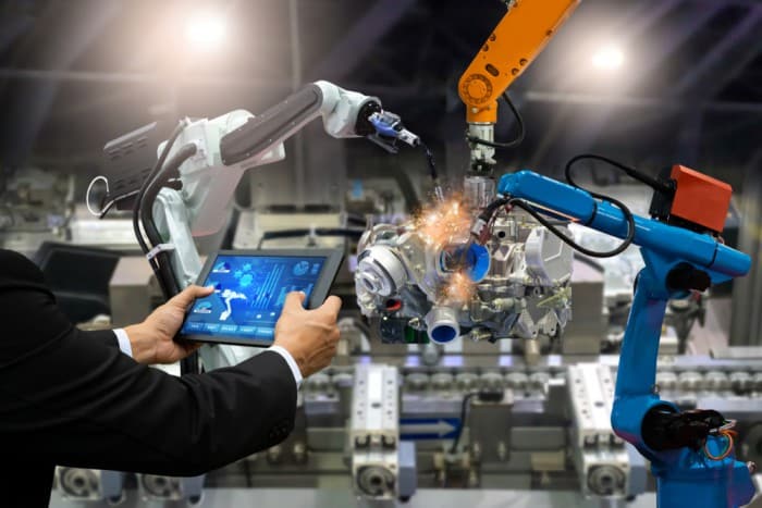 How can Manufacturing Industry Get Benefitted with Cloud Computing