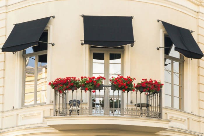 6 Reasons Why You should Install Retractable Awnings