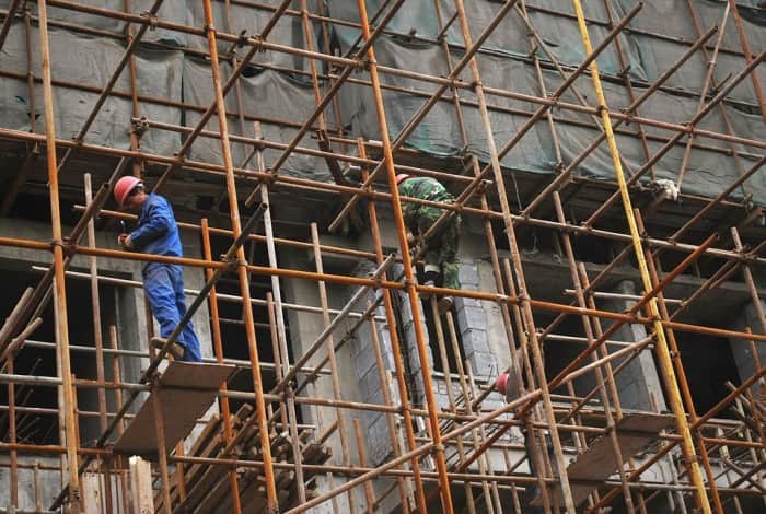 Why Should You Hire a Professional Scaffolding Company?