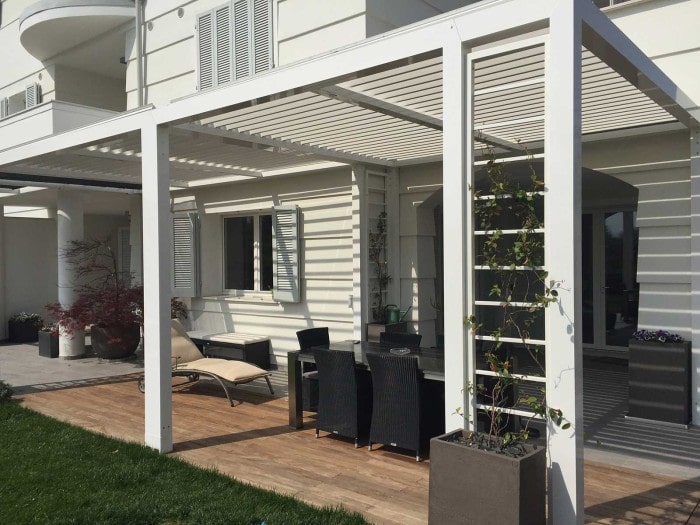 Choosing A Pergola Awning