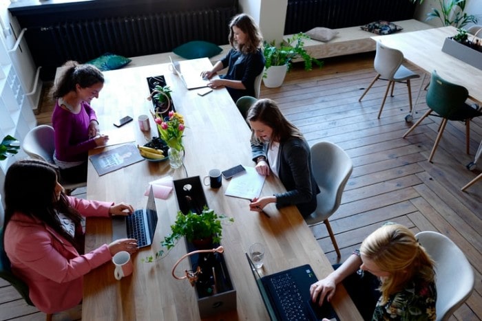 7 Things to Consider While Choosing a Coworking Space