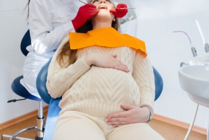 Is Going to the Dentist While Pregnant Safe to Do?