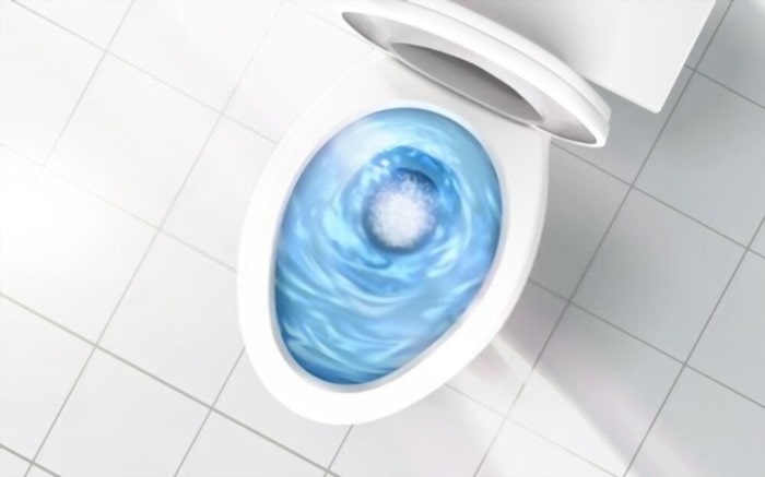 Top Reasons Why Your Toilet Gurgles When You Shower?