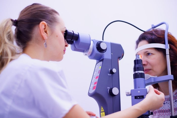 Tips to Choose the Right Eye Hospital for Your Eye Problems