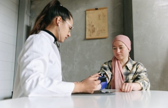 Symptoms and Causes of Asbestos-Related Diseases