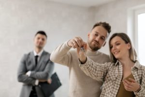 Husband and wife ready to buy their first home