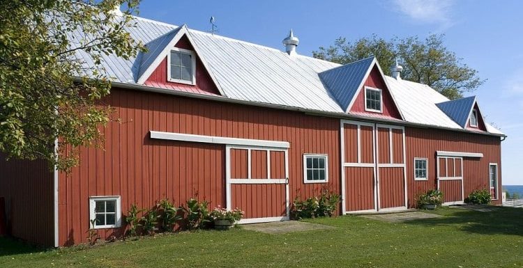 7 Benefits of Having a Clear Span Barn