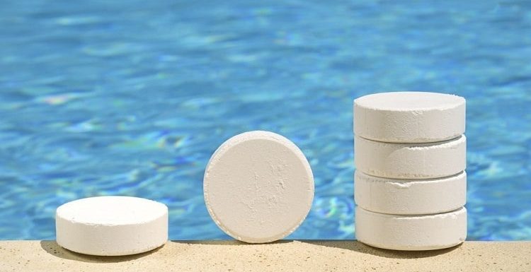 4 Alternatives to Chlorine for Swimming Pools