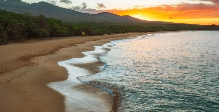 5 Reasons to Visit Hawaii This Summer