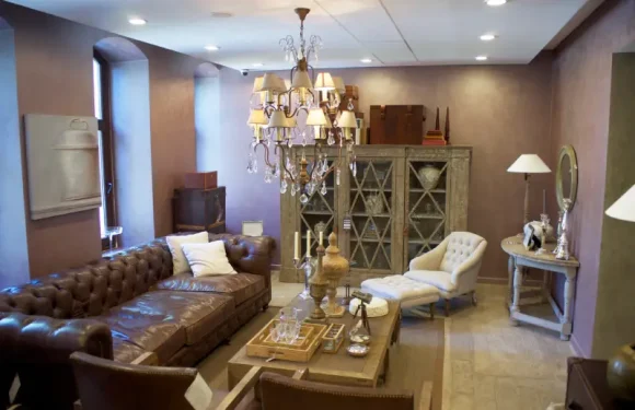 The Psychology of Light in Home Décor